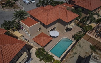 Gold Coast, Aruba Malmok, Aruba, 4 Bedrooms Bedrooms, ,3.5 BathroomsBathrooms,Condo's / Town Houses / Villa's,For Rent,Gold Coast, Aruba,1425