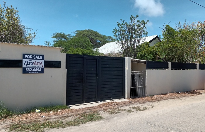 Schotlandstraat, Aruba 10, 3 Bedrooms Bedrooms, ,2 BathroomsBathrooms,House,For Sale,Schotlandstraat, Aruba,1560